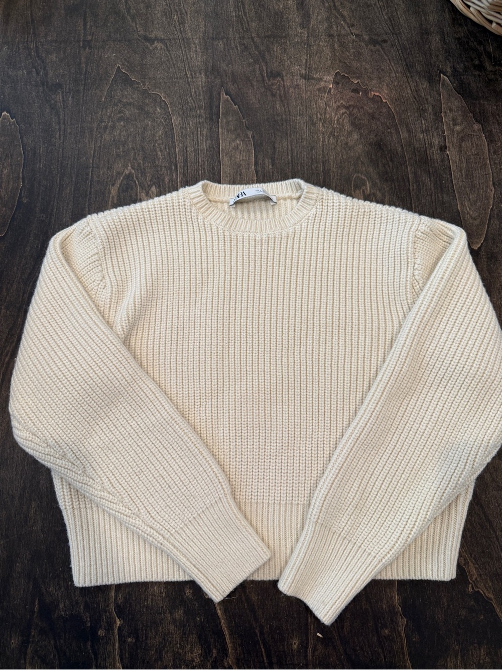 Zara Cream Ribbed Crewneck Sweater